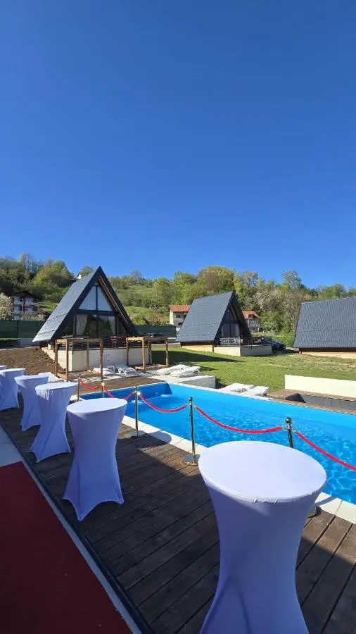 JAGI Bungalovi Mrkonjic Grad