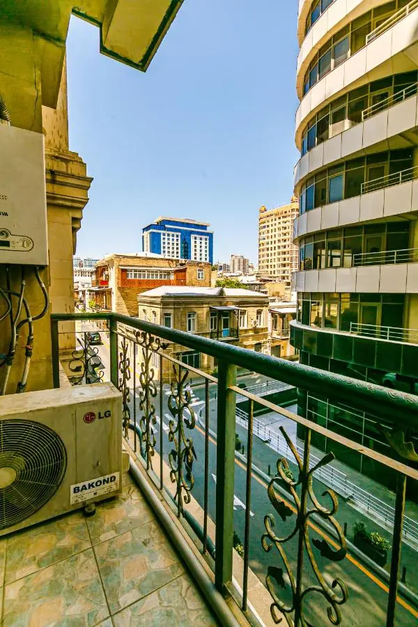 Konsul Apartment Nizami Street