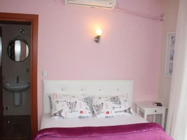 Sapphire Hotel