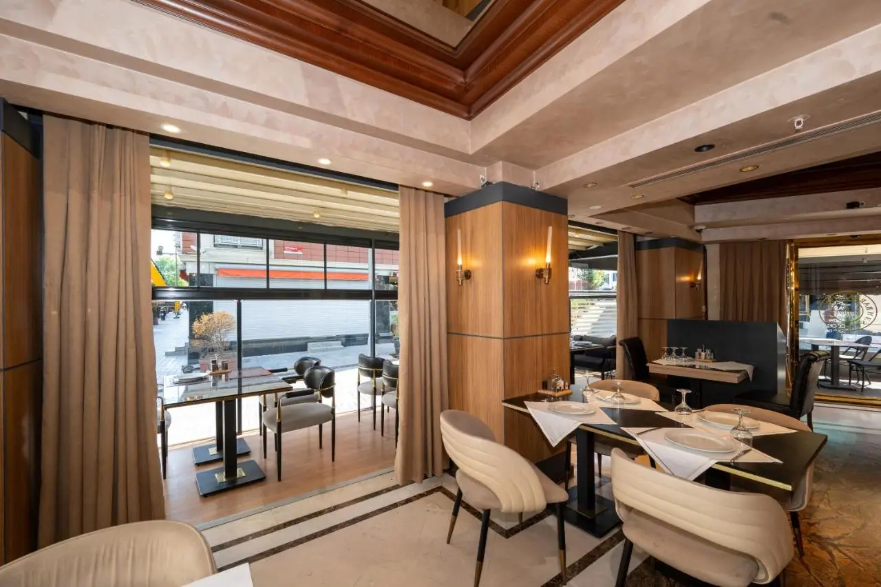 The Barbarossa Istanbul Metro Hotel