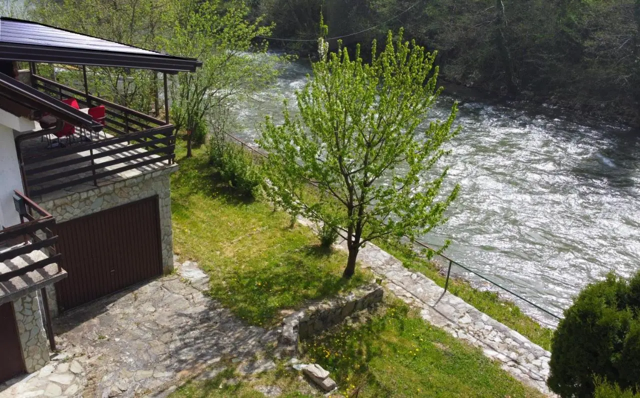 holiday home RIVER HOUSE