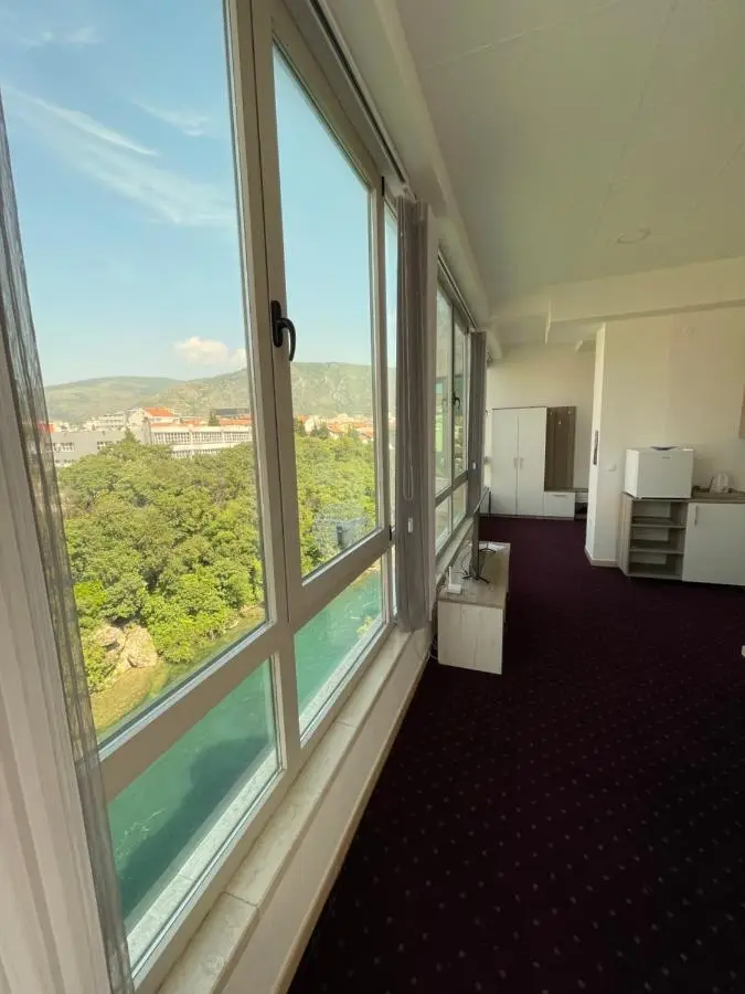 Lux Apartments