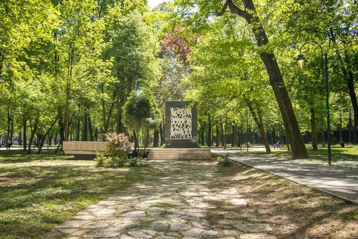 Ilidza Park King Studio