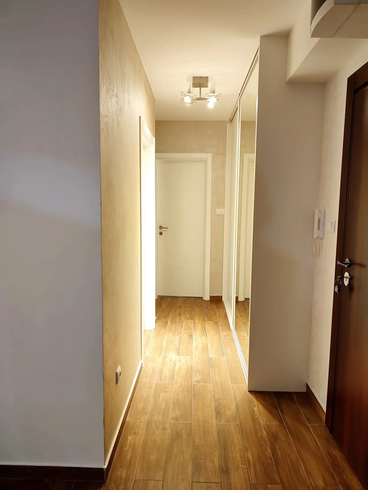 Elegantly furnished apartment - Andreas