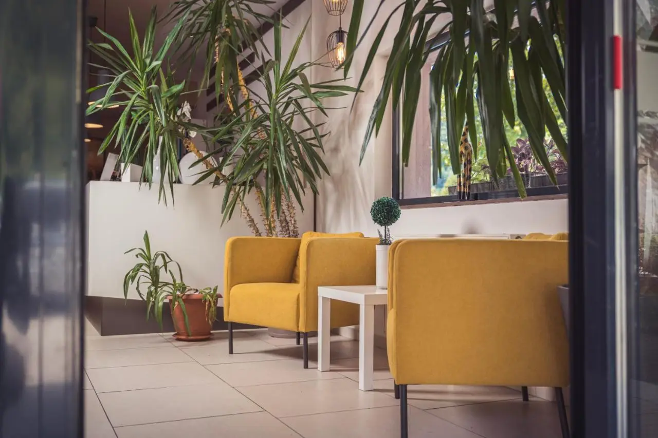 Hotel Tazz - River Front Oasis Collection