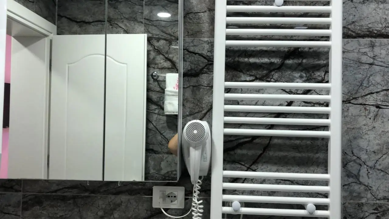 Deluxe Apartment In City Center