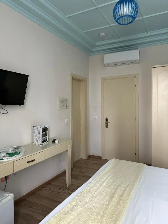 Hotel Veliera