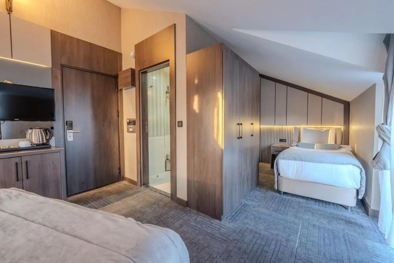 BEST GARDEN HOTEL