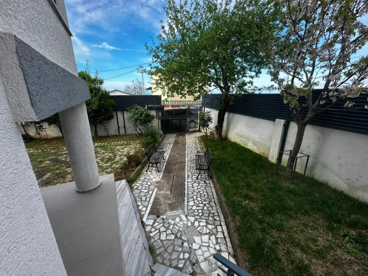 MarinaBlueGarden34