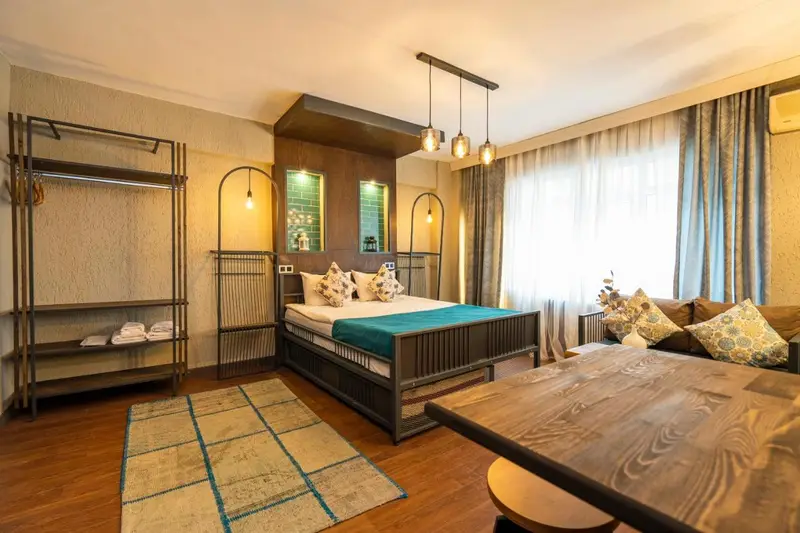 Cube Suites