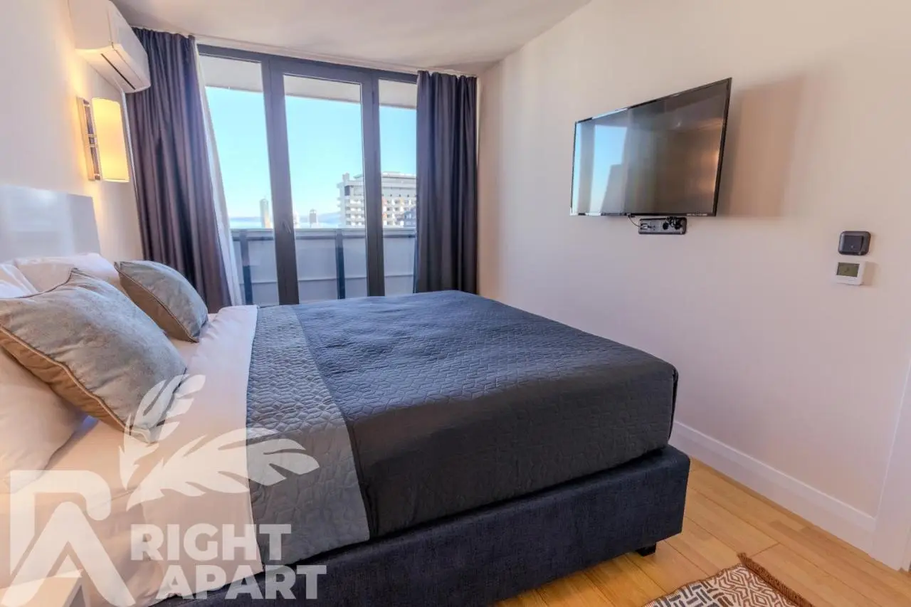 ORBI CITY RightApart Hotel