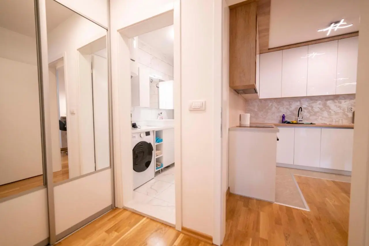 Apartment 5 Star - Free Parking