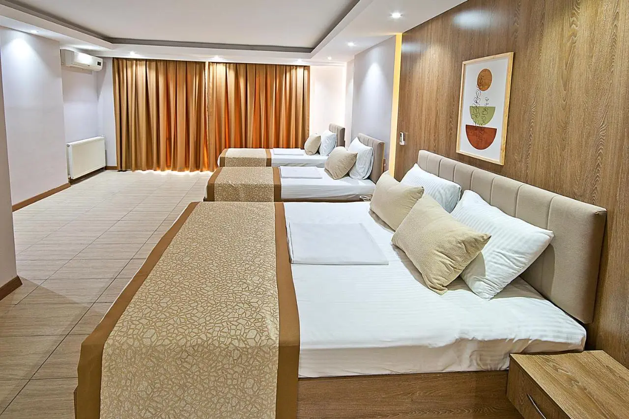 Lion City Hotel
