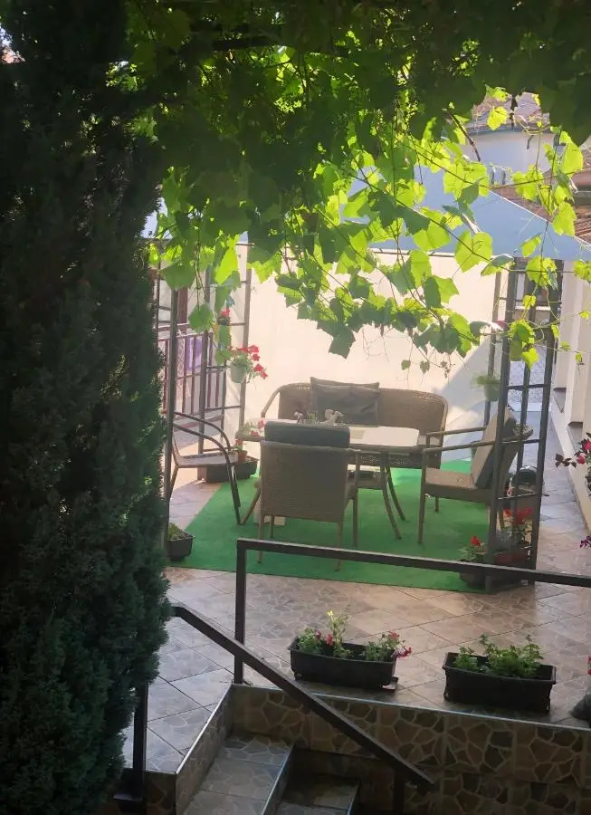 Studio Apartments Siesta
