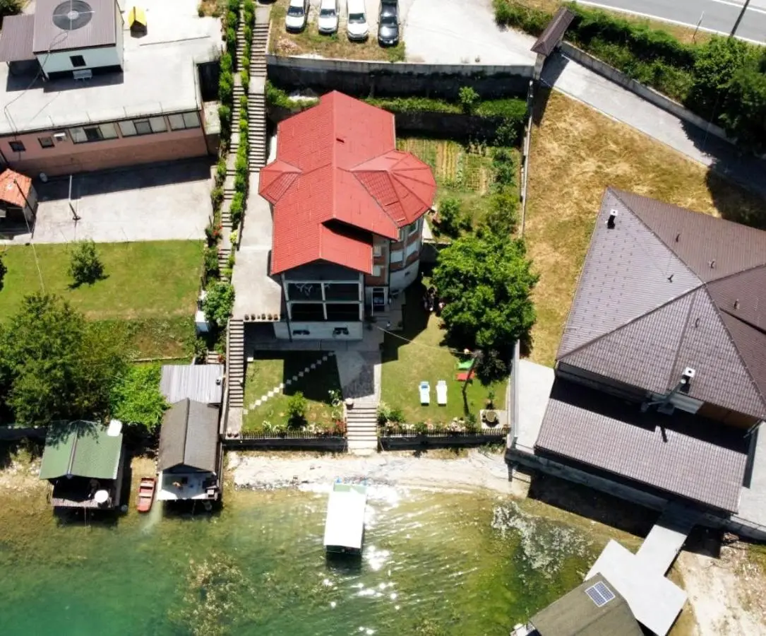 Dina apartman Jablaničko jezero