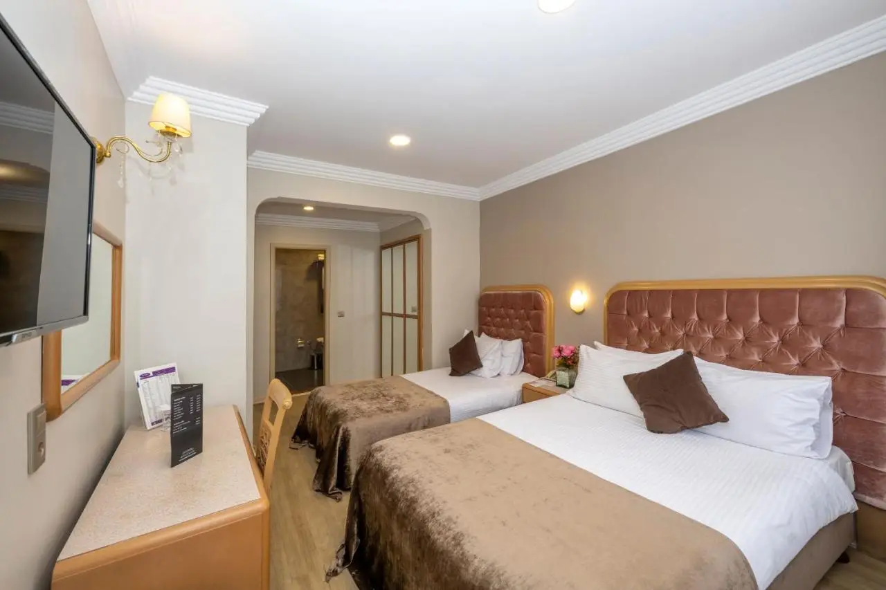 Grand Anka Hotel