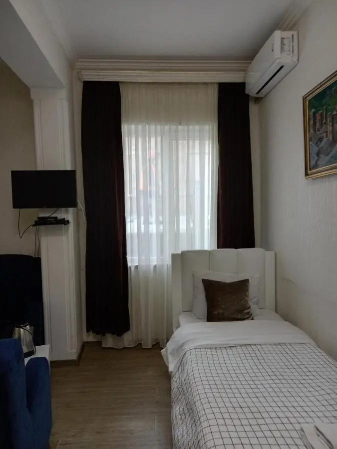 Hotel Zaira