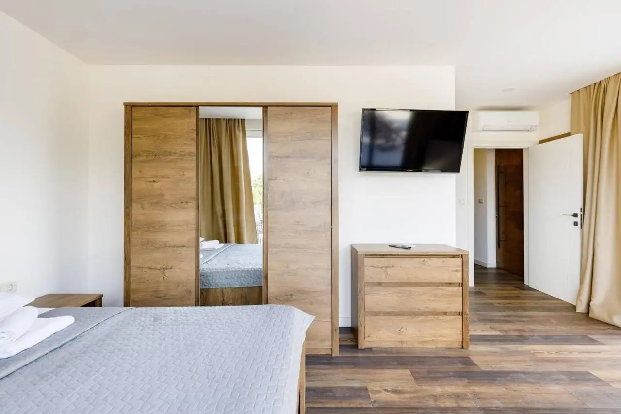 Villa Noel Međugorje - Luxury Holiday Home with Pool