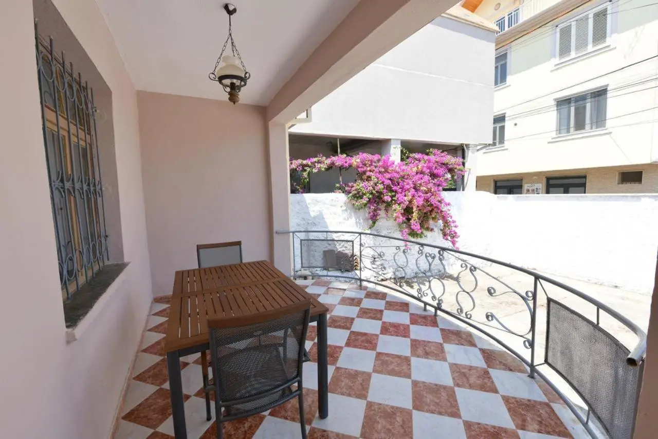 Fishta Villa and Apartments
