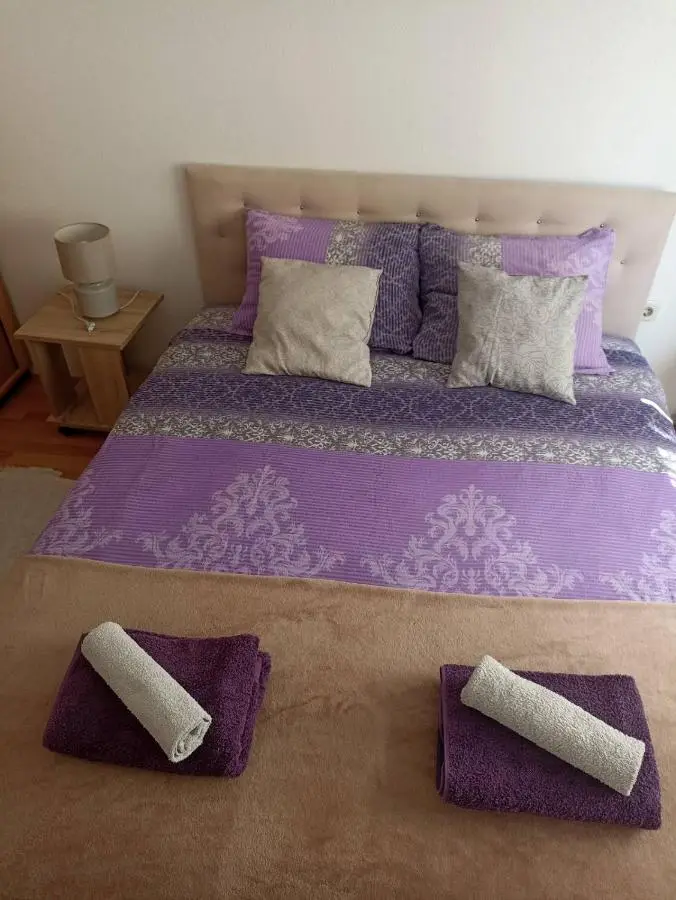 Sleep & fly - Sarajevo Airport apartment
