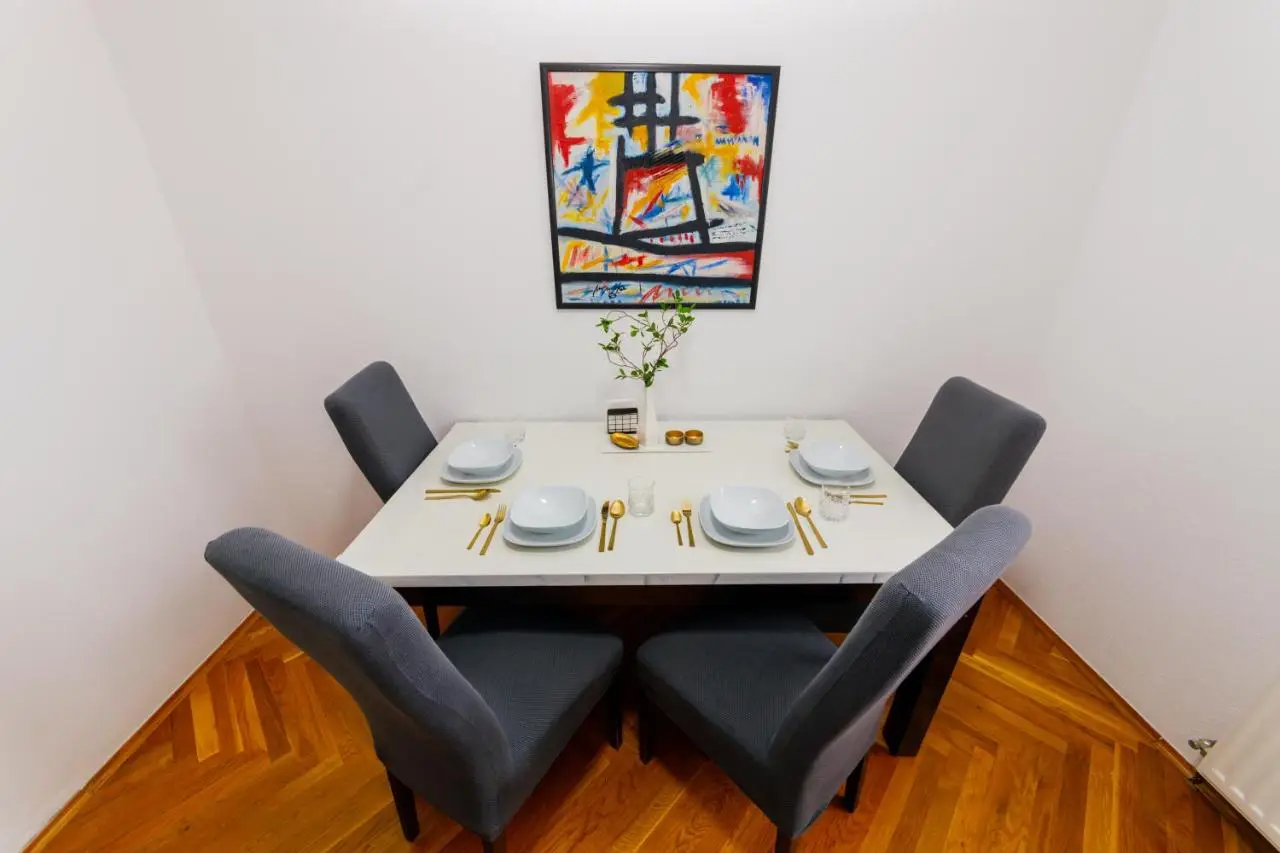 Khalilah Apartment 1