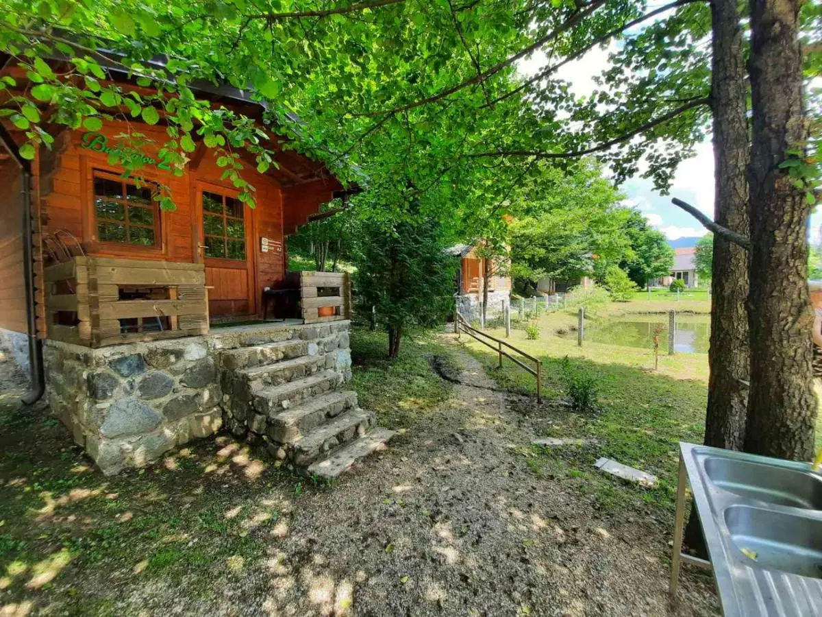 Vikendice Bungalovi Menzil