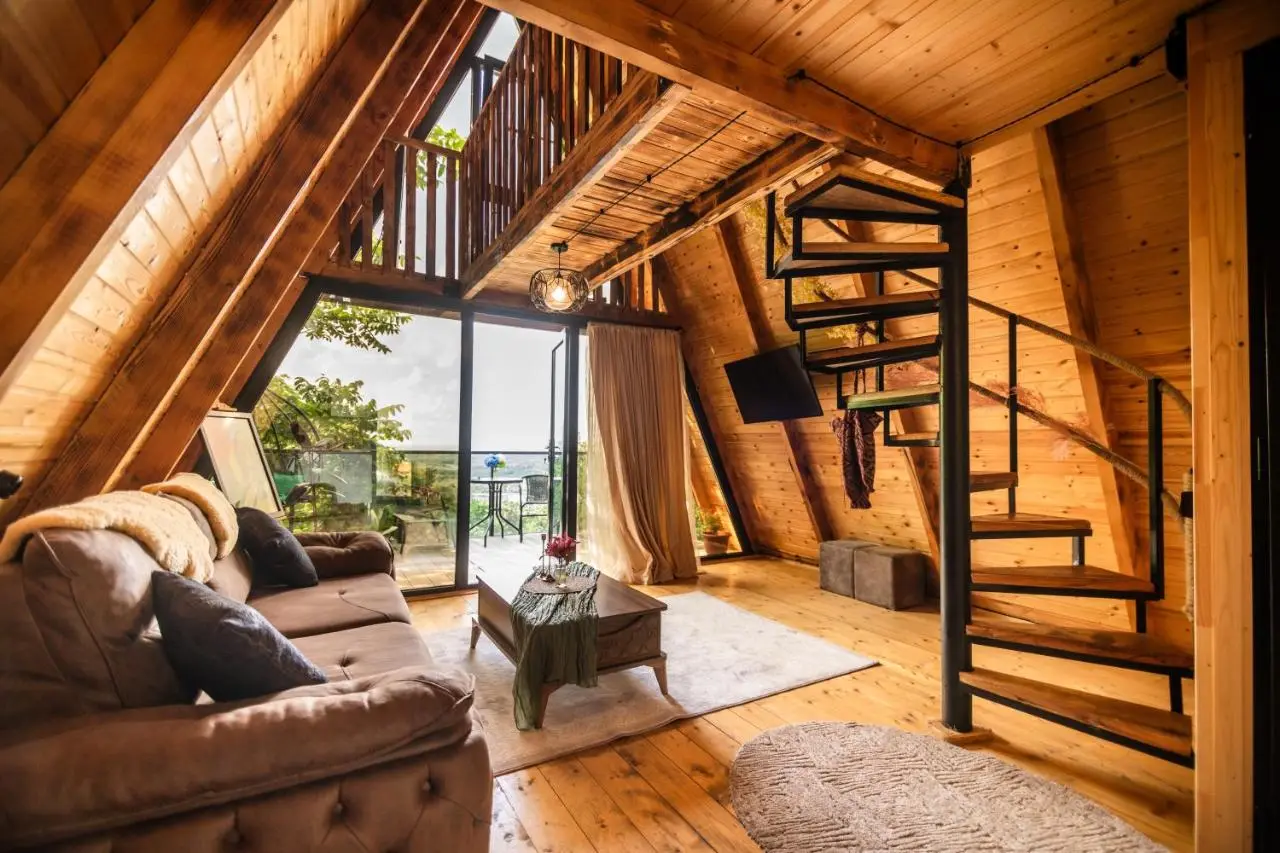La'Familia Cottages