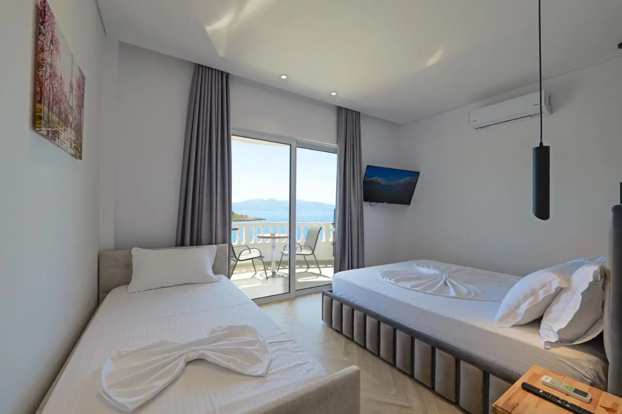 Villa Juna Beach