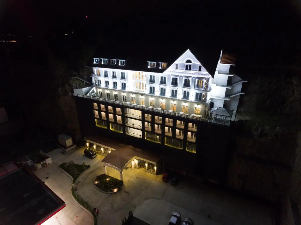 Mell Hotel