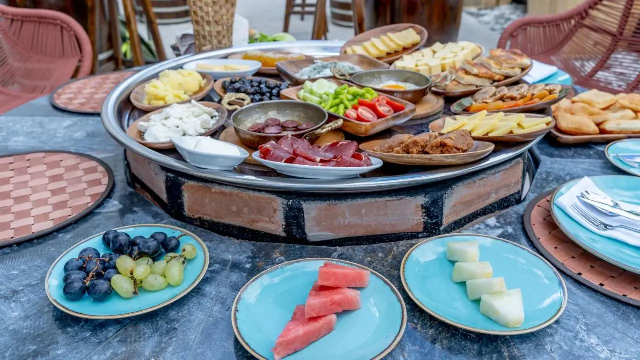 GRAND ANİ HOTEL