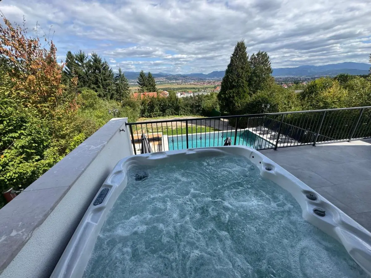 Vila Ajlin Luxury Oasis Heaven