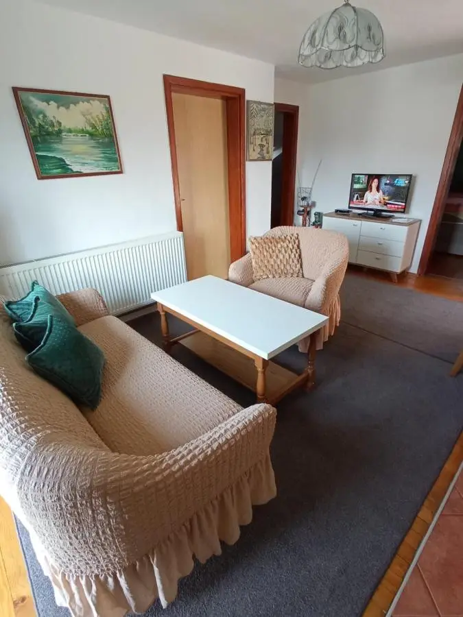 Apartman "EM"