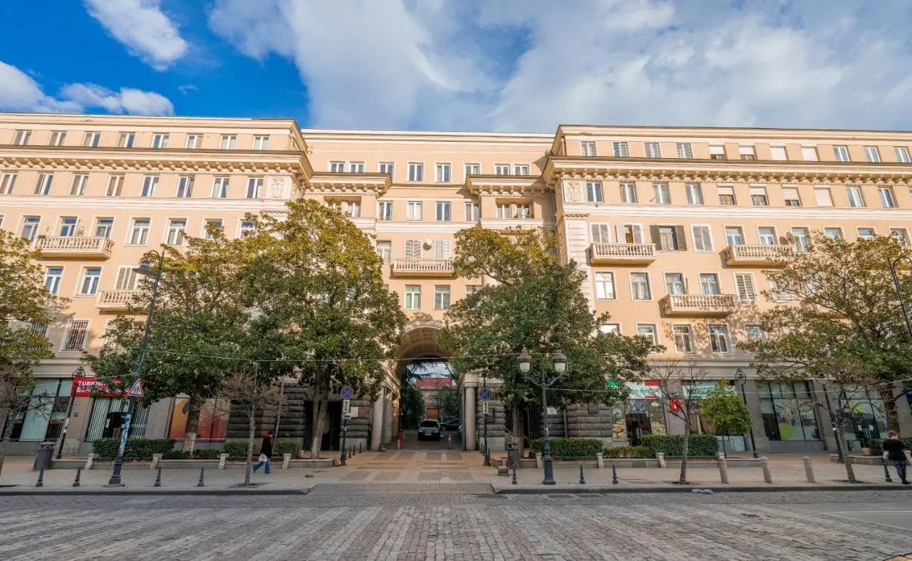 Luxury Apartments on Central Avenue