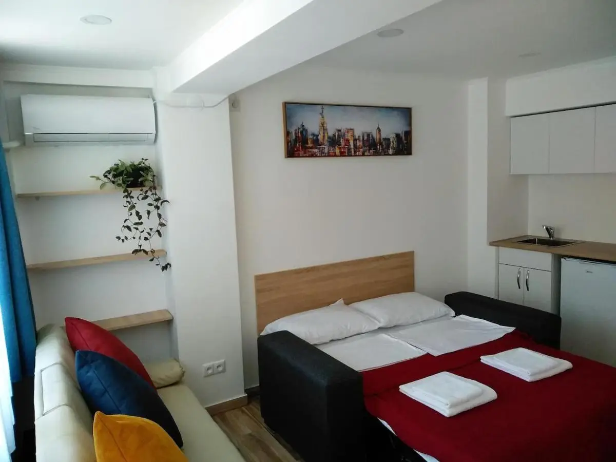 Old City LG Apartments