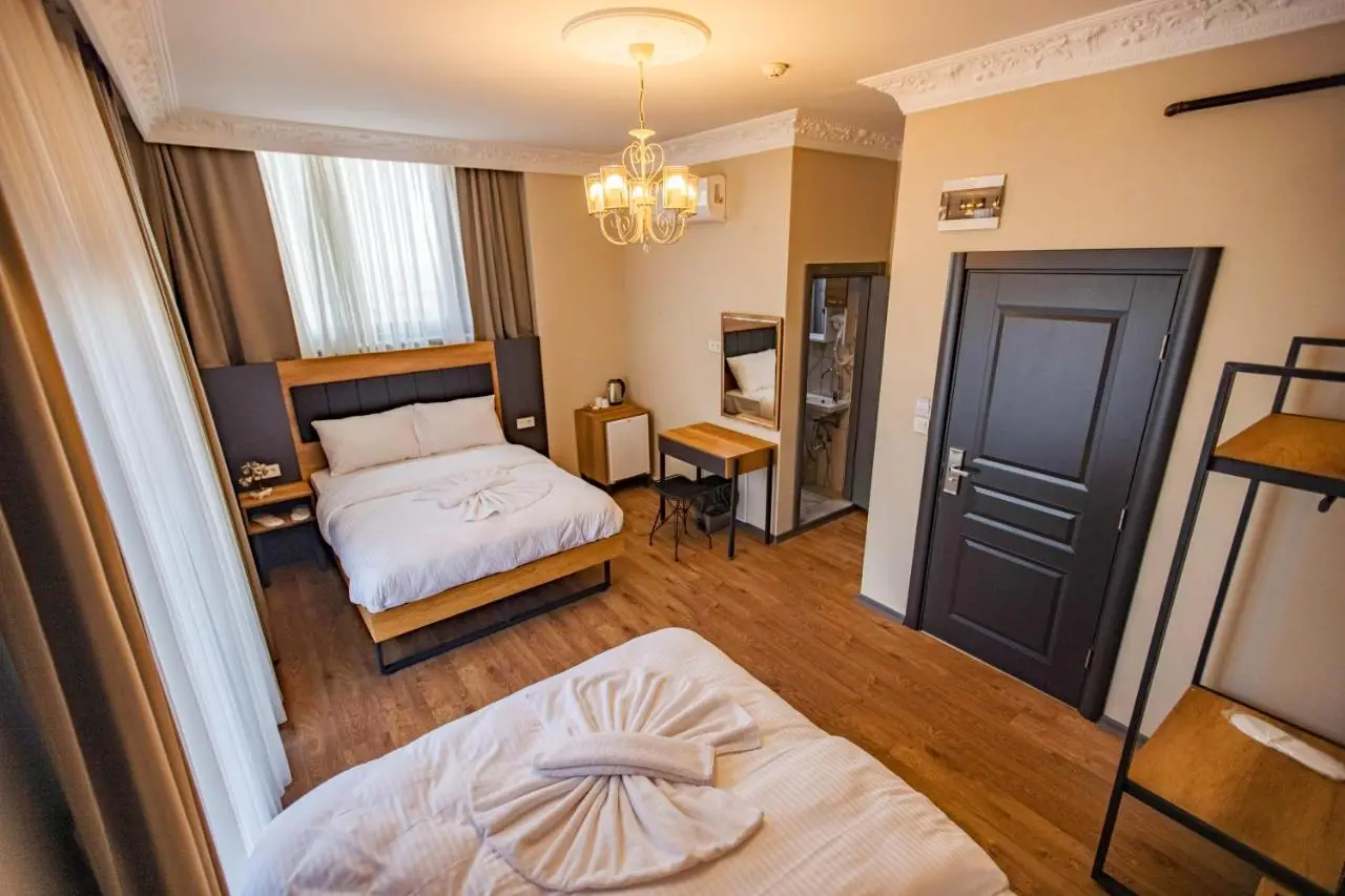 Grand Balyan Hotel & Restaurant
