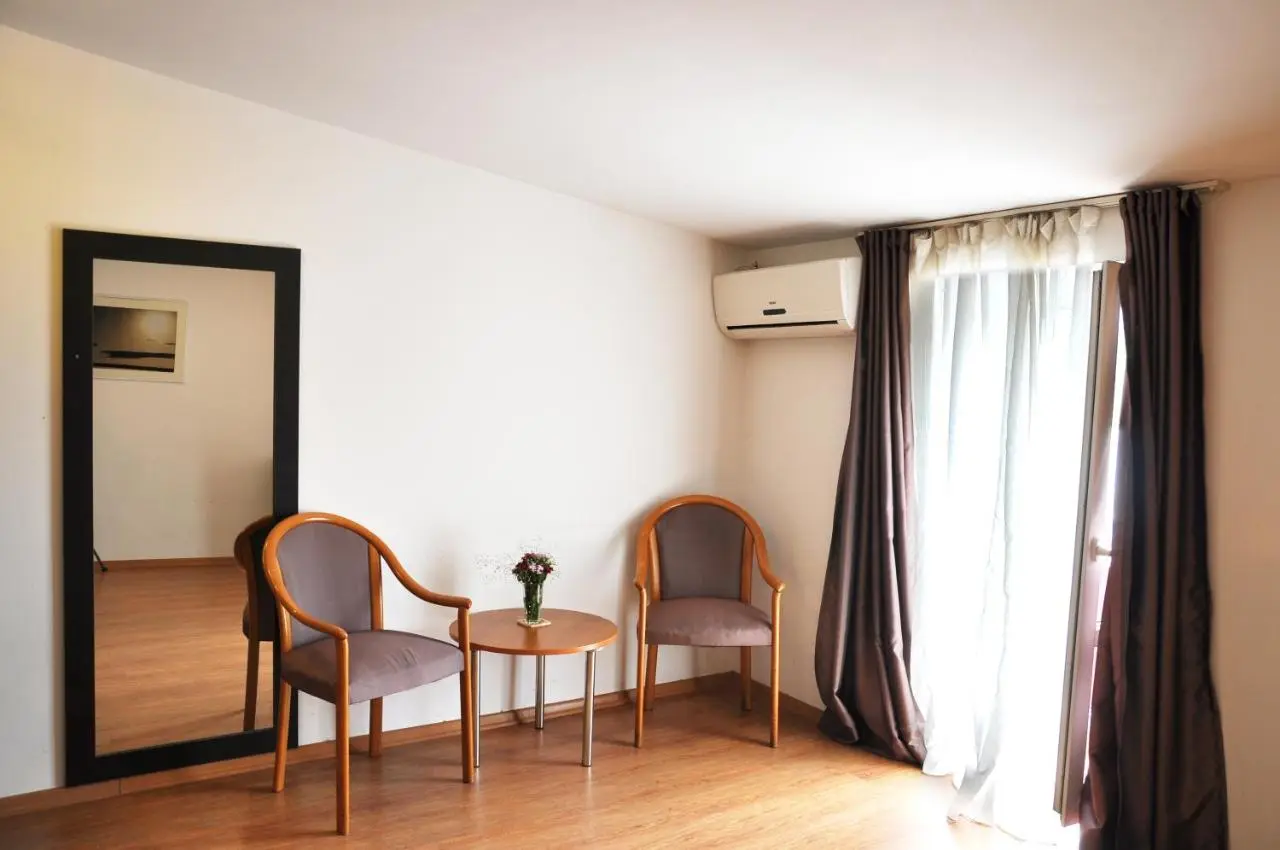Hotel Corner