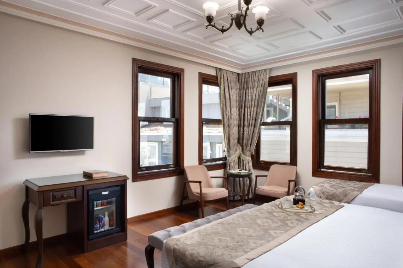 Bender Hotel - Old City