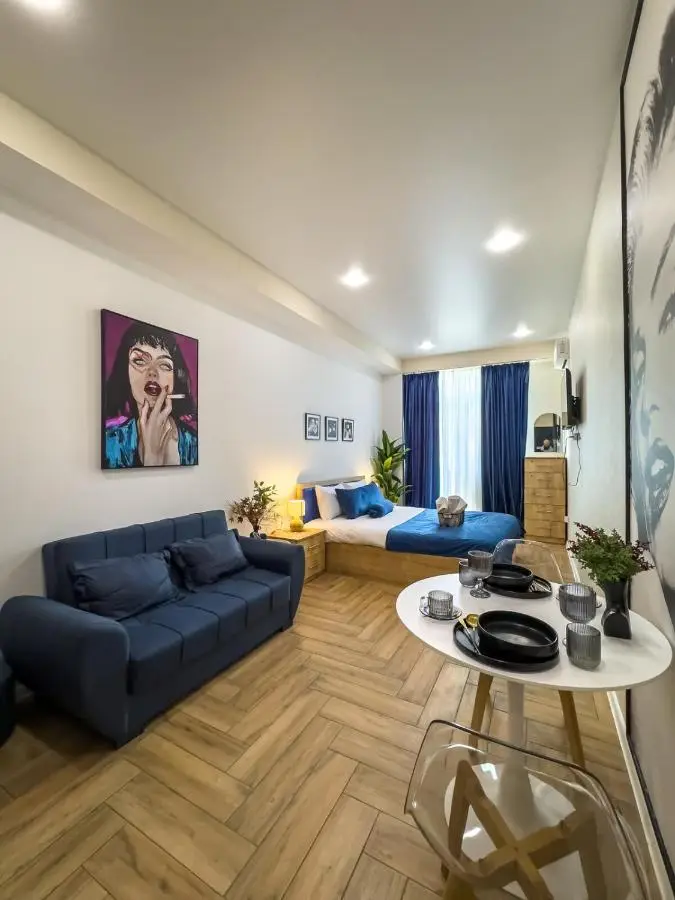 Monroe Chic Studio