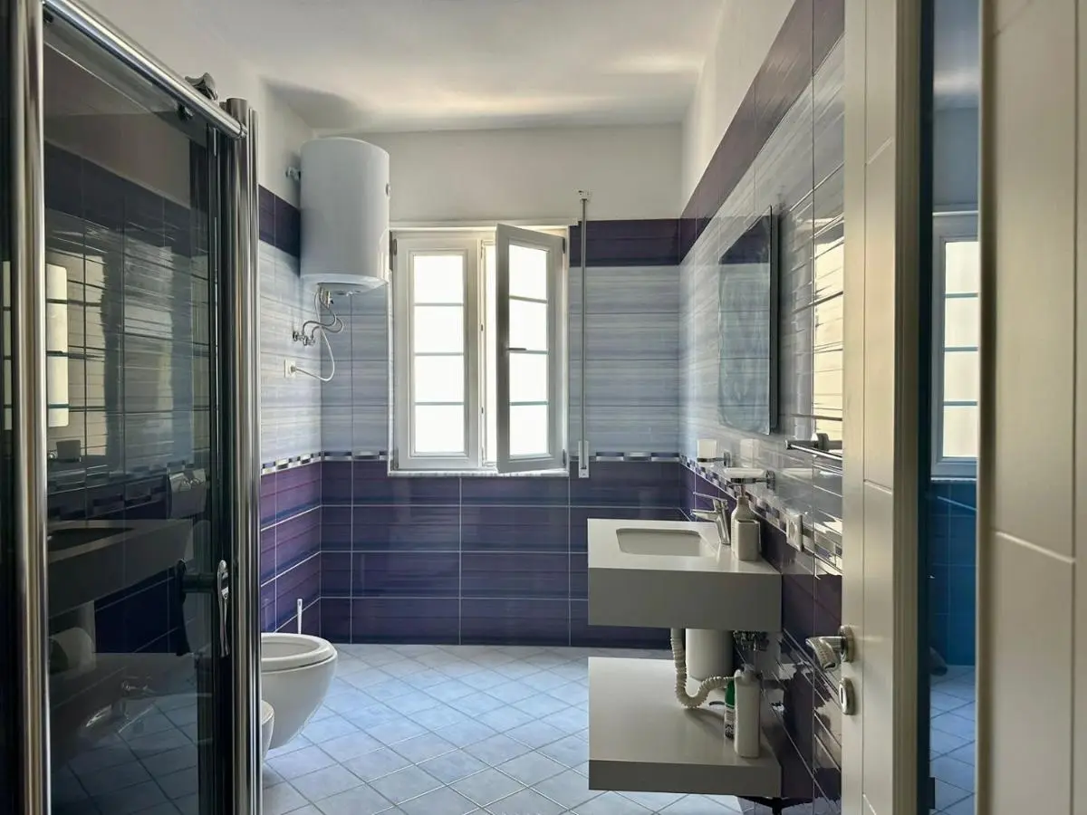 AR-Lux apartment old street