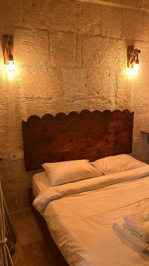 Asma Altı Cave