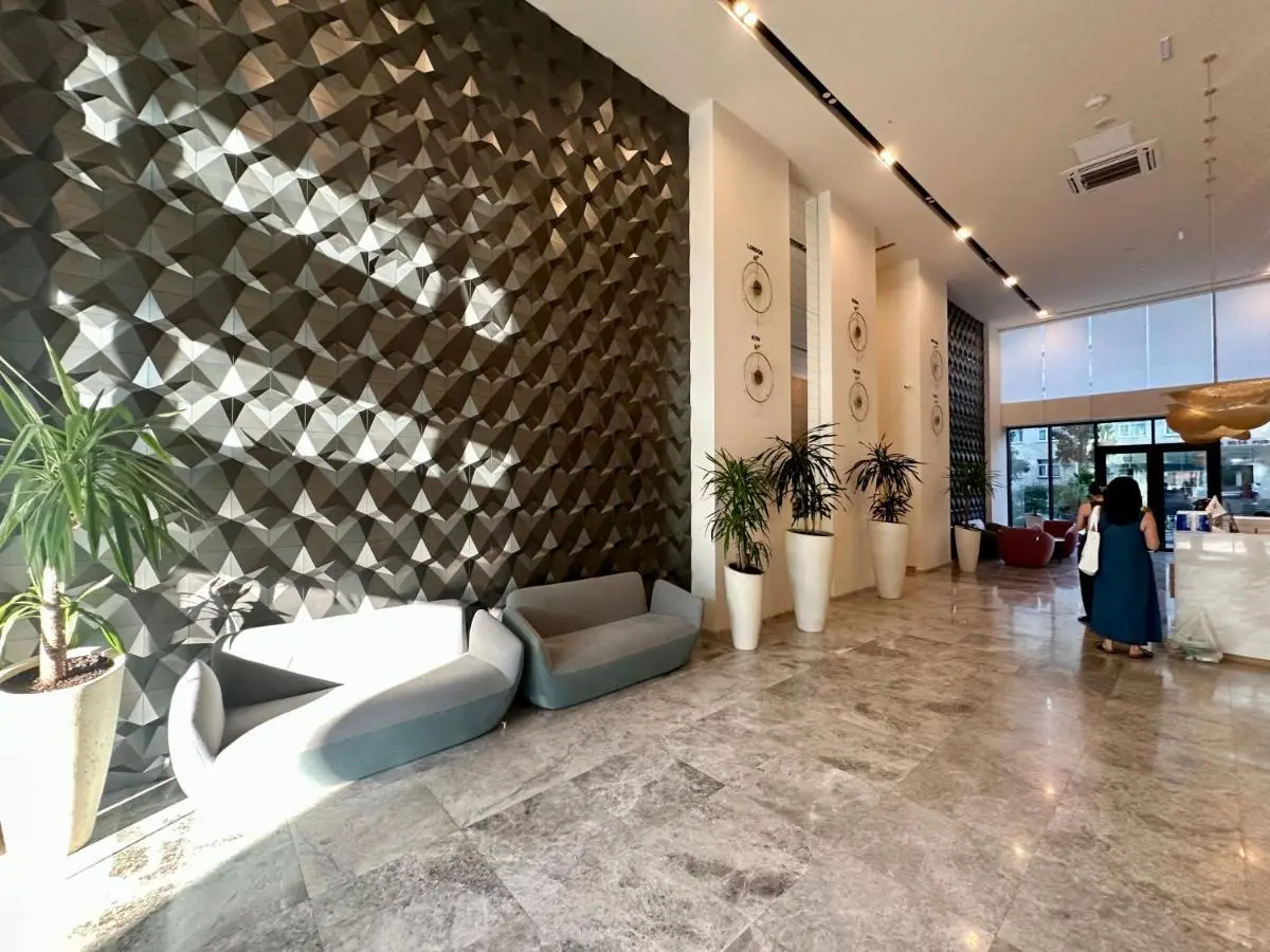 Grand Beach Apartments