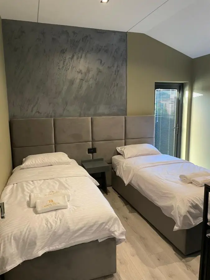 Hotel Dion Kukes