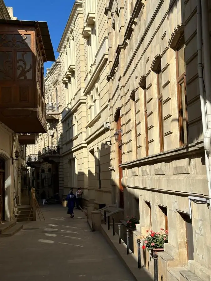 Etnic apartment near Maiden tower center of Baku