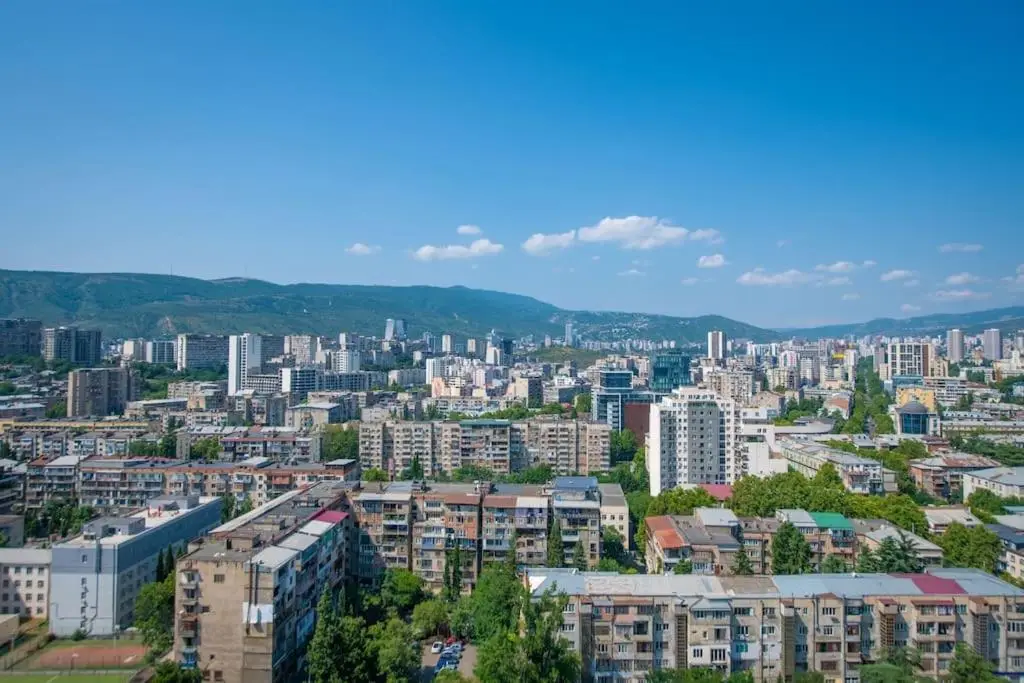 ProRealty -2BR apartment with fantastic view to city