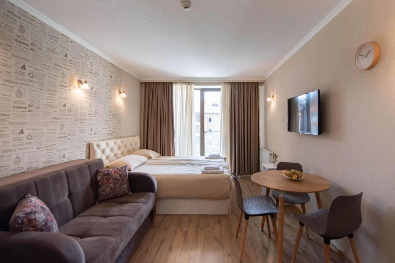 Best location new Gudauri and Own park place!!