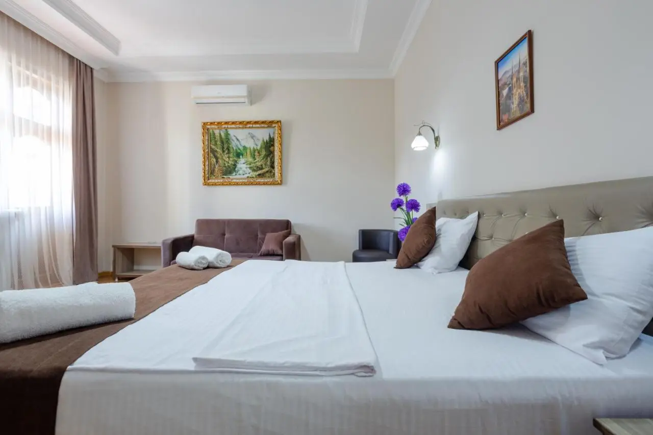 Daisi Sunset Hotel
