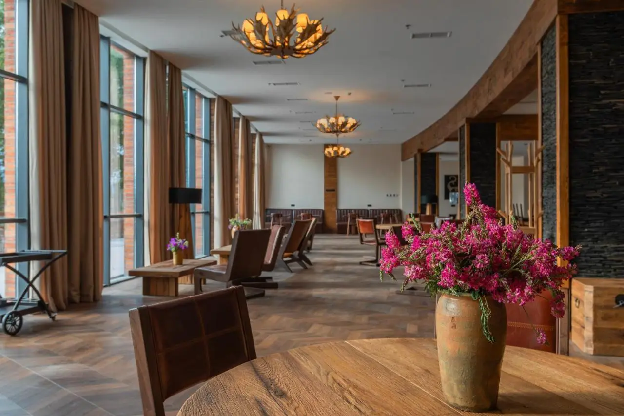 Lens Design Hotel