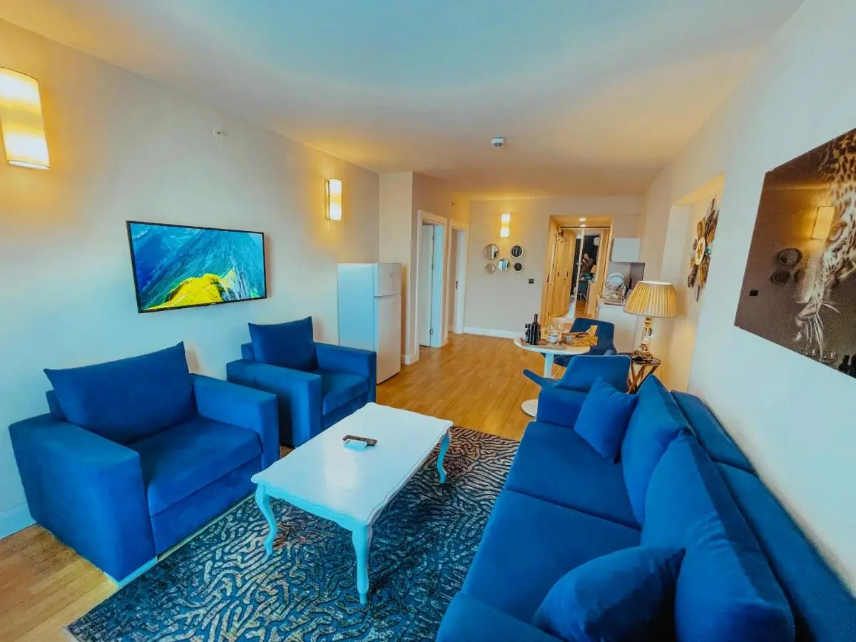 Luxury View Hotel