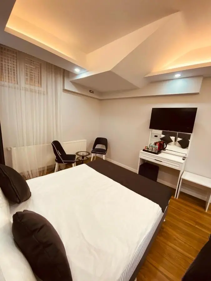Hodegon Suite Hotel
