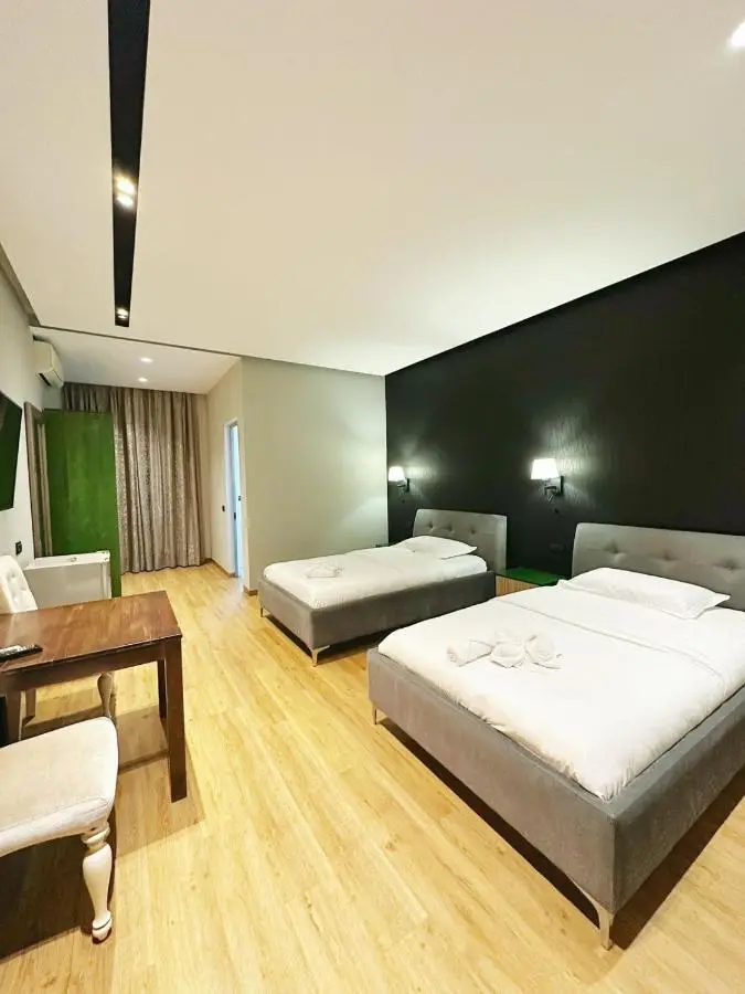 Aurelis Hotel